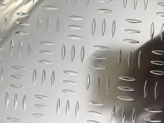 Anti-Slip Checker Heat Insulation Anodized Stucco Embossed Diamond Aluminum Plate For Floor